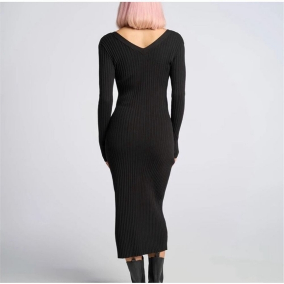 New LITA by Ciara REVOLVE Black Ribbed V Neck Cardigan Button Front Midi Dress - Picture 2 of 8
